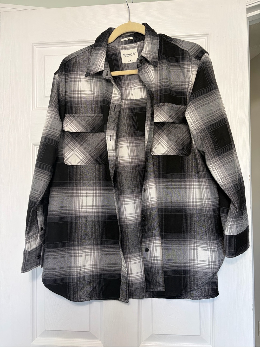 Abercrombie & Fitch Black and White Plaid Button-Down Shirt